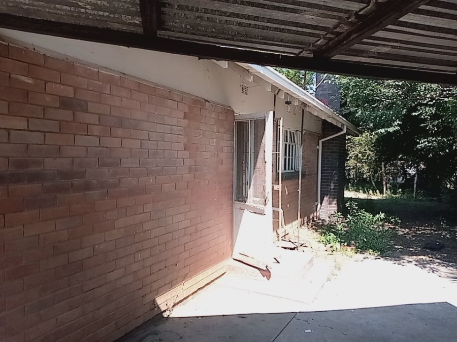 3 Bedroom Property for Sale in Vierfontein Free State